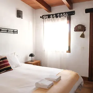  Agroturismo The Wild Olive Andalucía Palma Guestroom
