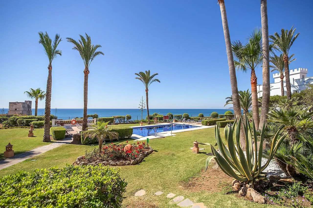 Apartamento La Perla De La Bahia 912 Casares 0*,  España